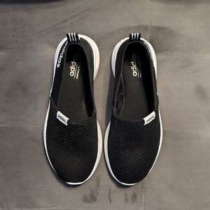 Adidas Slip On Sneakers Womens 6.5